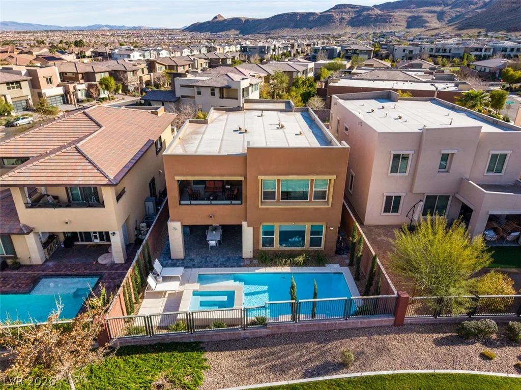 10238 Kesington, Las Vegas, NV 89135