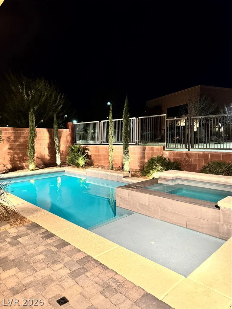 10238 Kesington, Las Vegas, NV 89135