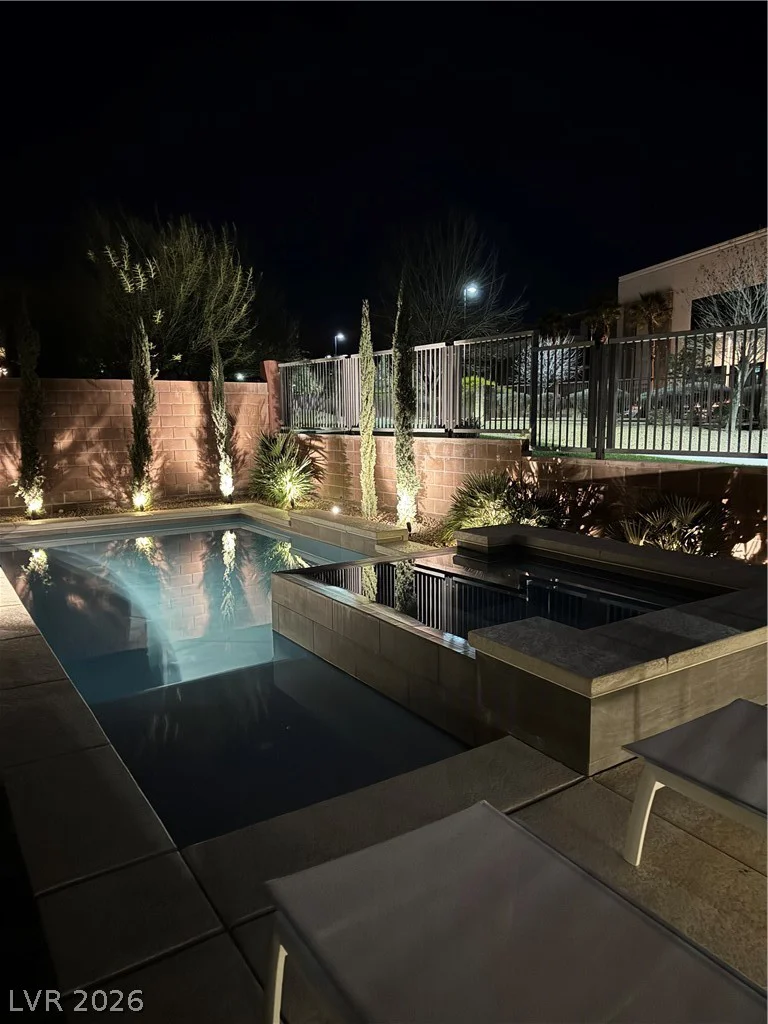 10238 Kesington, Las Vegas, NV 89135