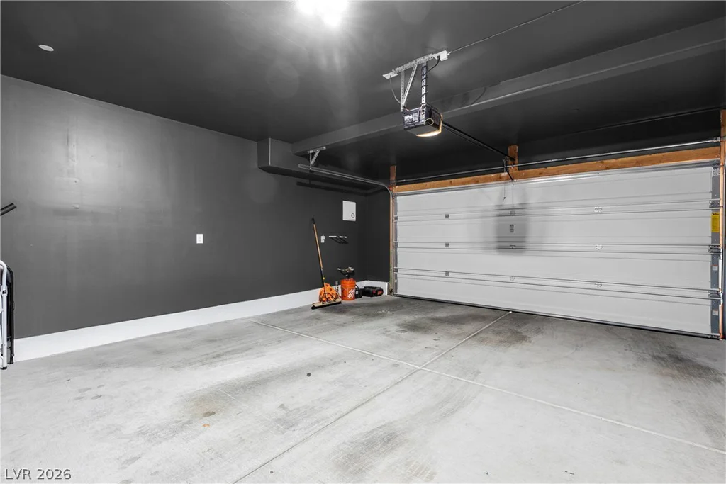 6136 Lily Garden, North Las Vegas, NV 89081