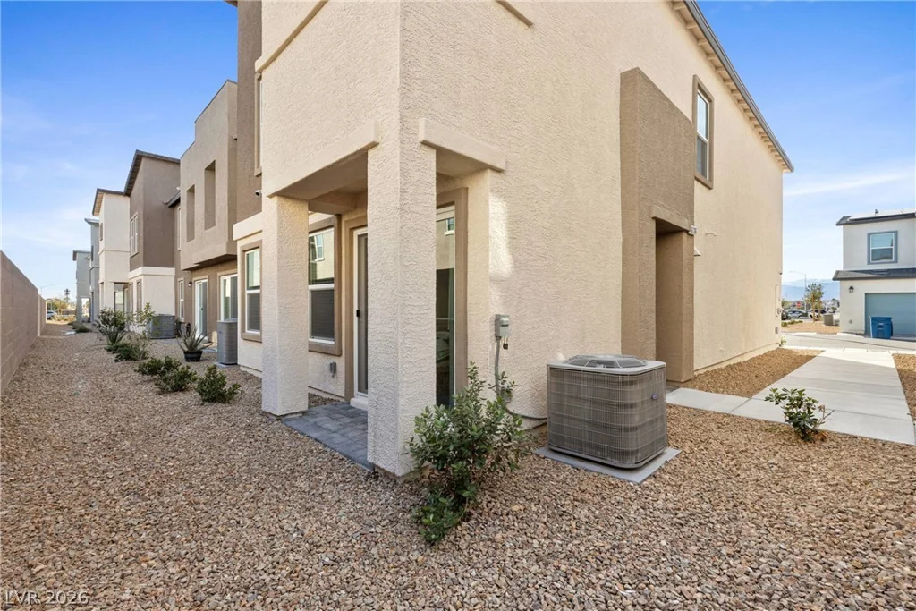 6136 Lily Garden, North Las Vegas, NV 89081