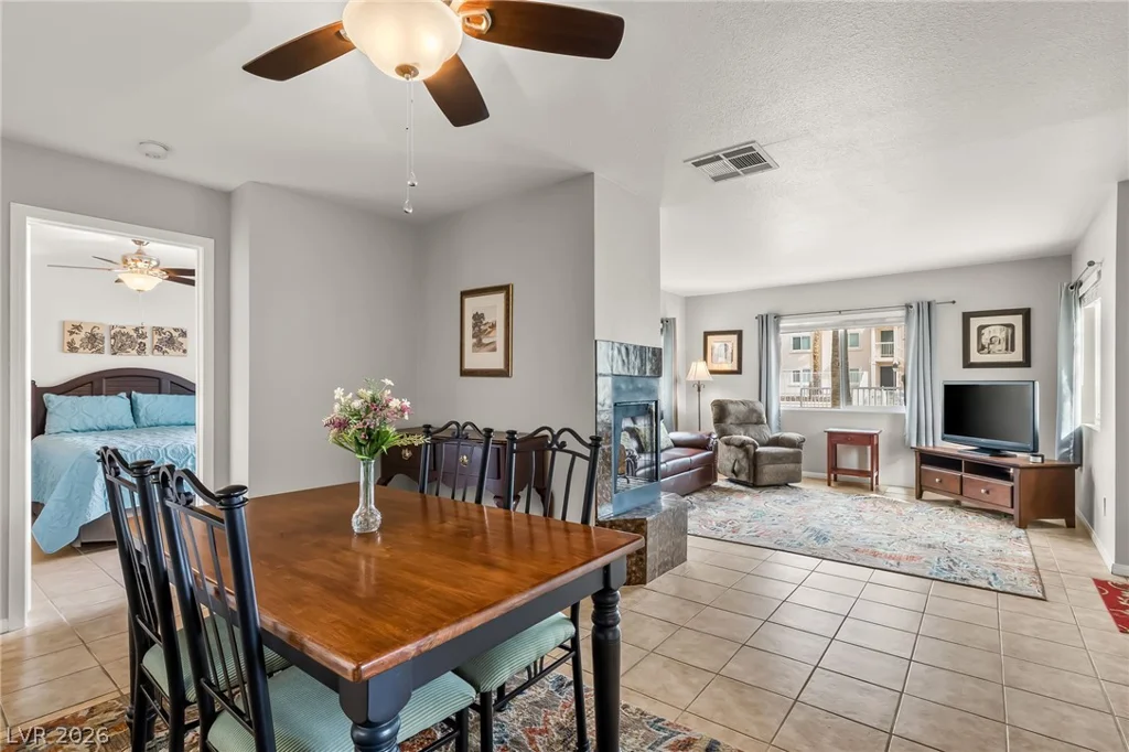 1940 Las Palmas, Laughlin, NV 89029
