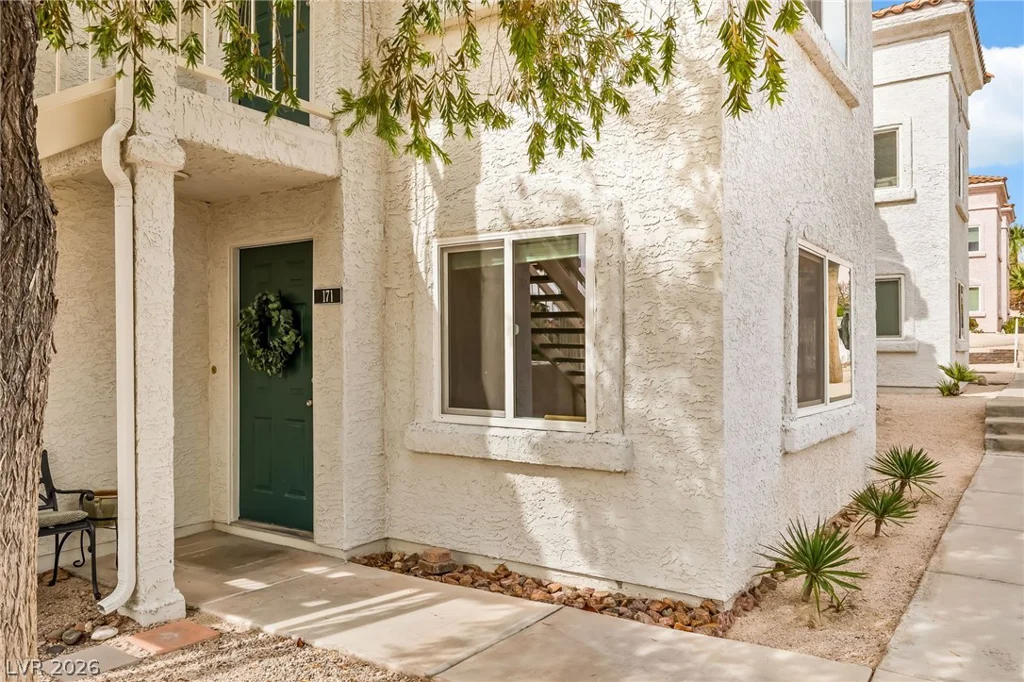 1940 Las Palmas, Laughlin, NV 89029