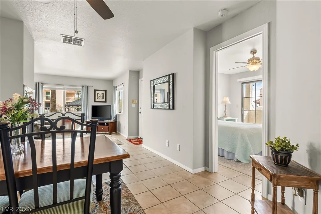 1940 Las Palmas, Laughlin, NV 89029