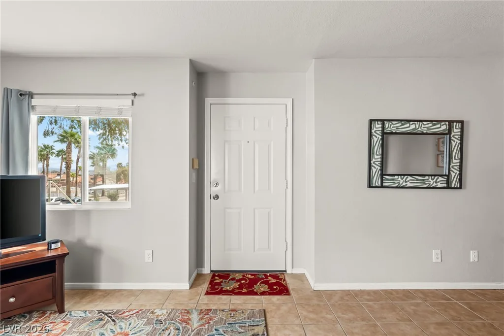 1940 Las Palmas, Laughlin, NV 89029