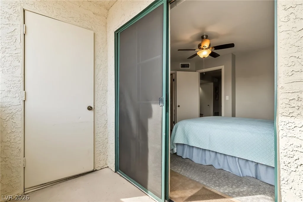 1940 Las Palmas, Laughlin, NV 89029