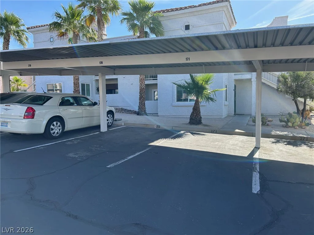 1940 Las Palmas, Laughlin, NV 89029