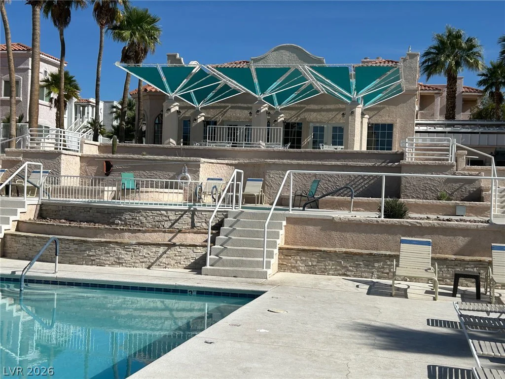1940 Las Palmas, Laughlin, NV 89029