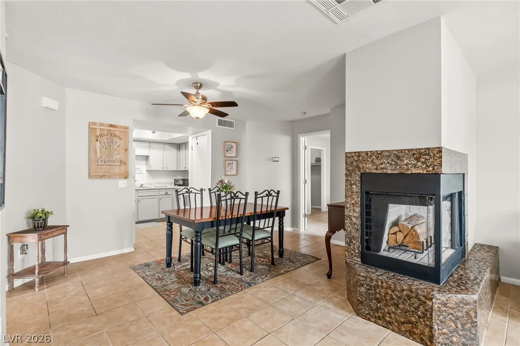 1940 Las Palmas, Laughlin, NV 89029