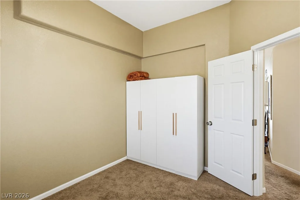 5119 Rocky Bluff, North Las Vegas, NV 89031