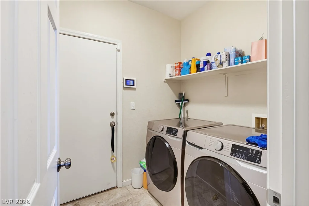 5119 Rocky Bluff, North Las Vegas, NV 89031