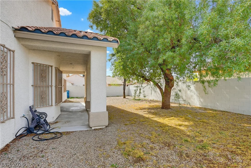 5119 Rocky Bluff, North Las Vegas, NV 89031