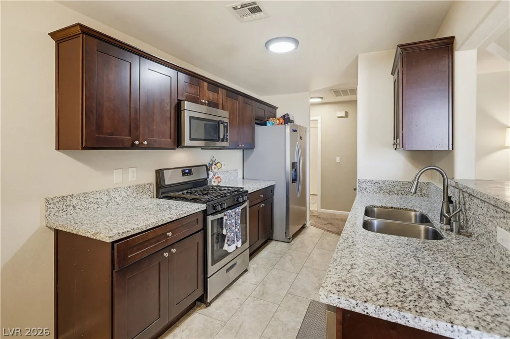 5119 Rocky Bluff, North Las Vegas, NV 89031