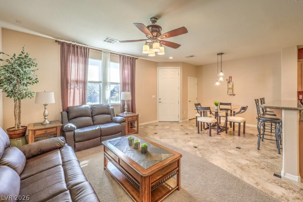 1551 Plaza Centre, Las Vegas, NV 89135