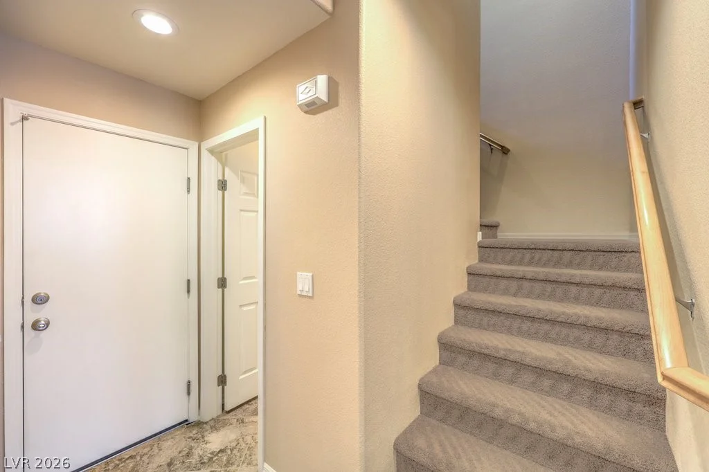 1551 Plaza Centre, Las Vegas, NV 89135