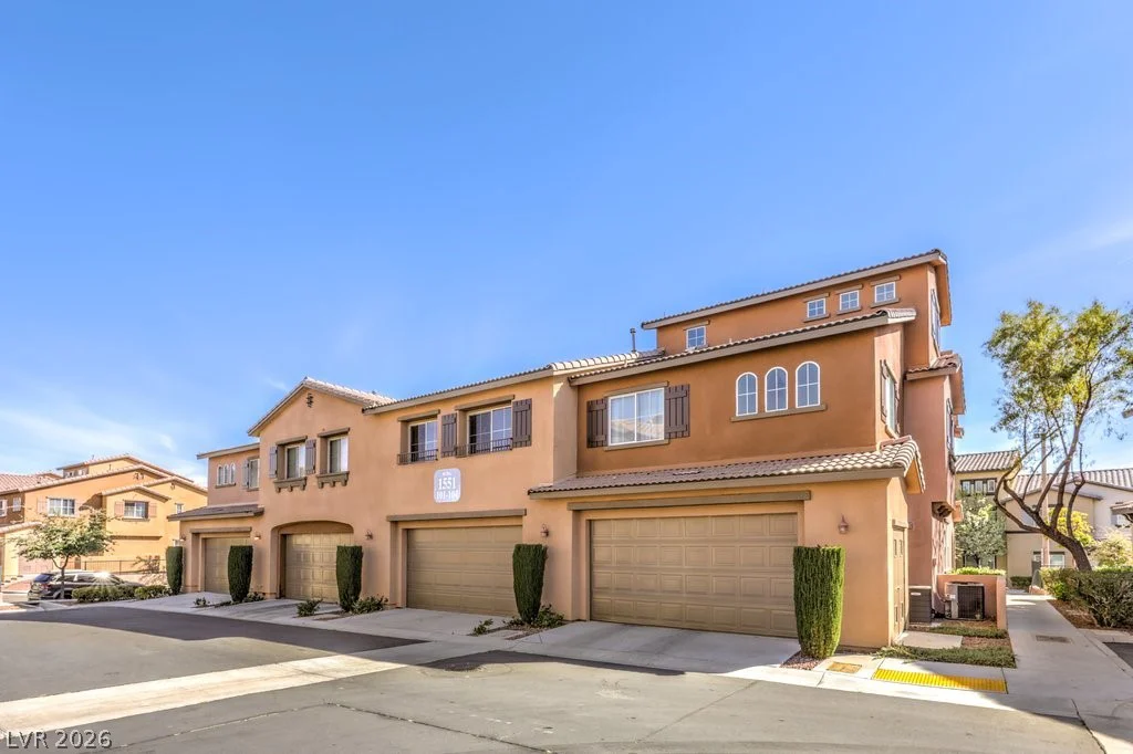 1551 Plaza Centre, Las Vegas, NV 89135