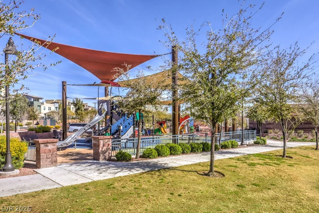 1551 Plaza Centre, Las Vegas, NV 89135