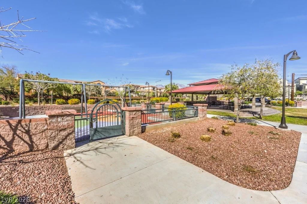 1551 Plaza Centre, Las Vegas, NV 89135