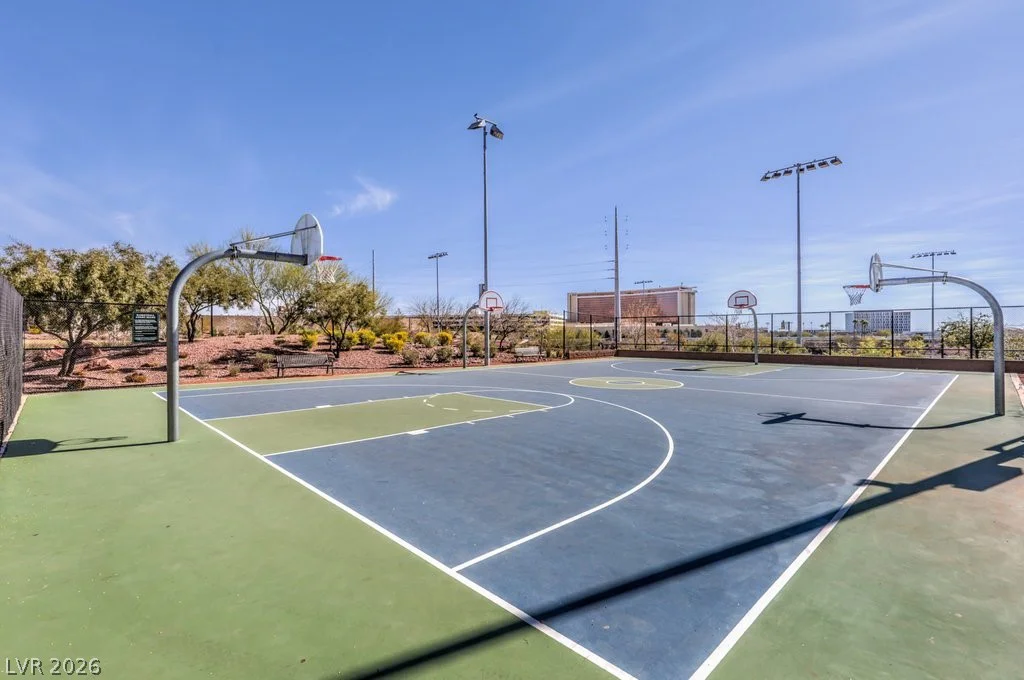 1551 Plaza Centre, Las Vegas, NV 89135