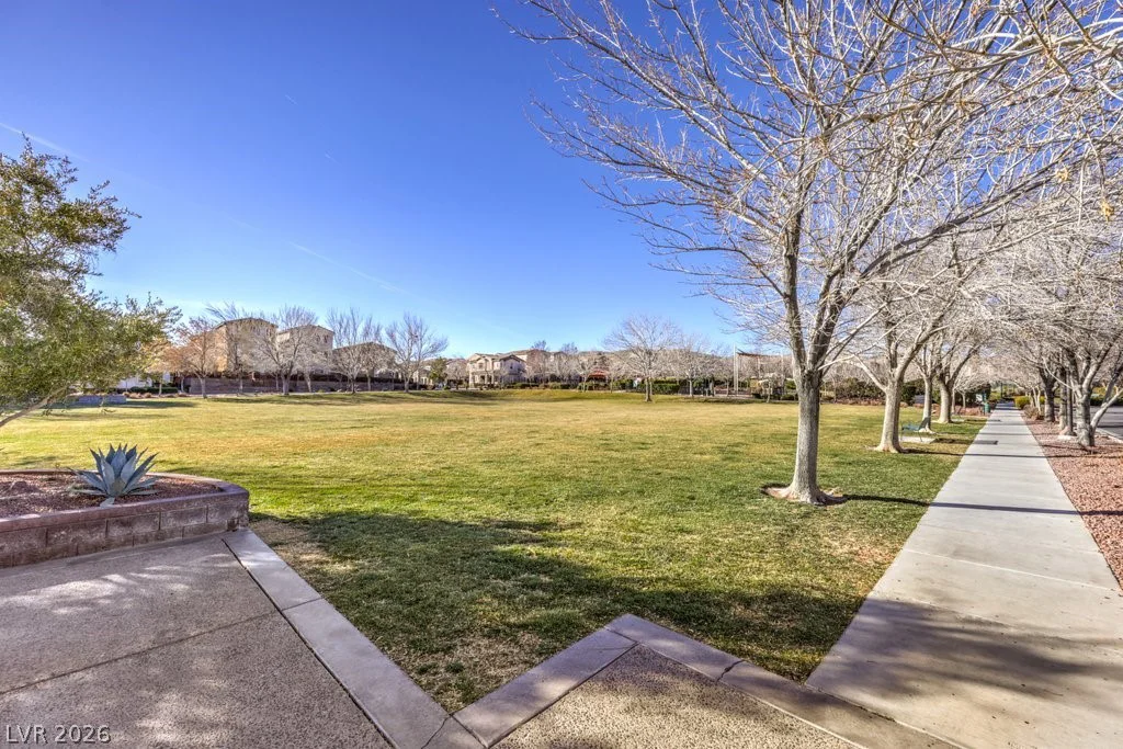 1551 Plaza Centre, Las Vegas, NV 89135