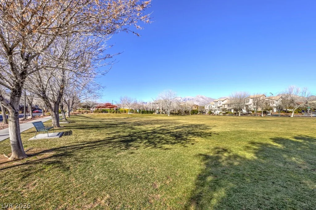 1551 Plaza Centre, Las Vegas, NV 89135