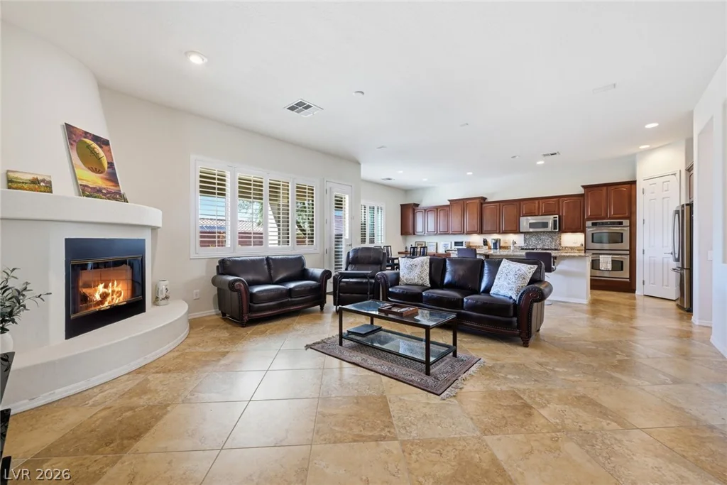 2677 La Boutique, Henderson, NV 89044
