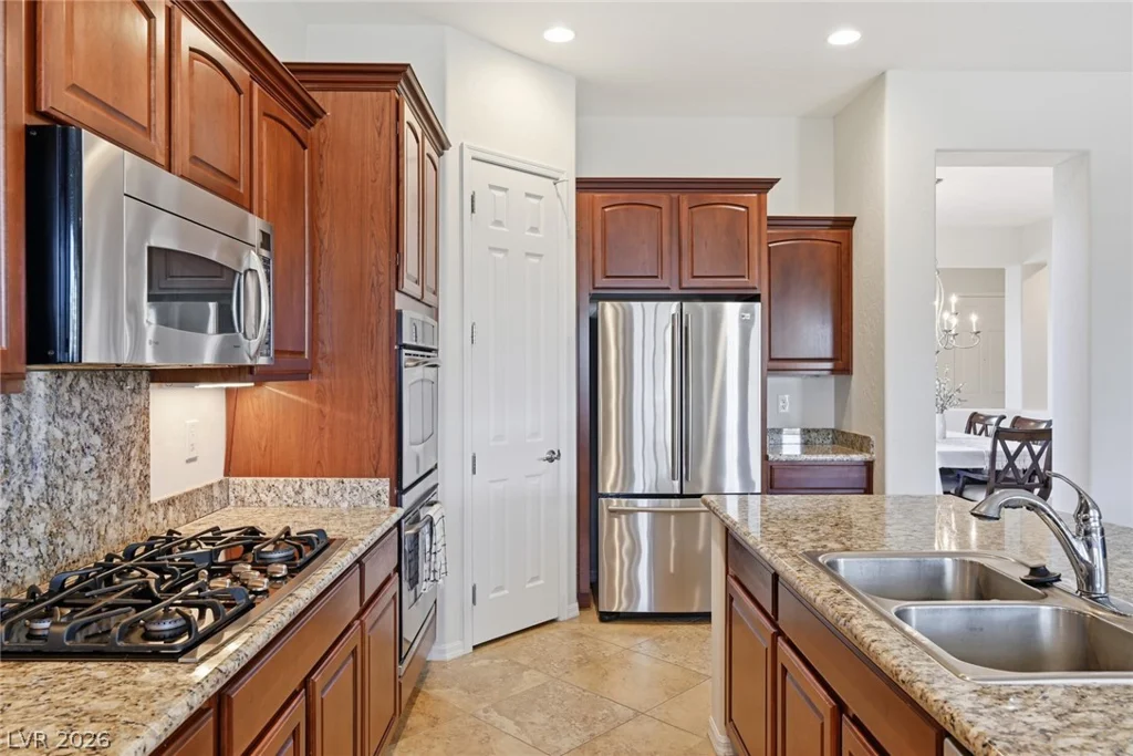 2677 La Boutique, Henderson, NV 89044