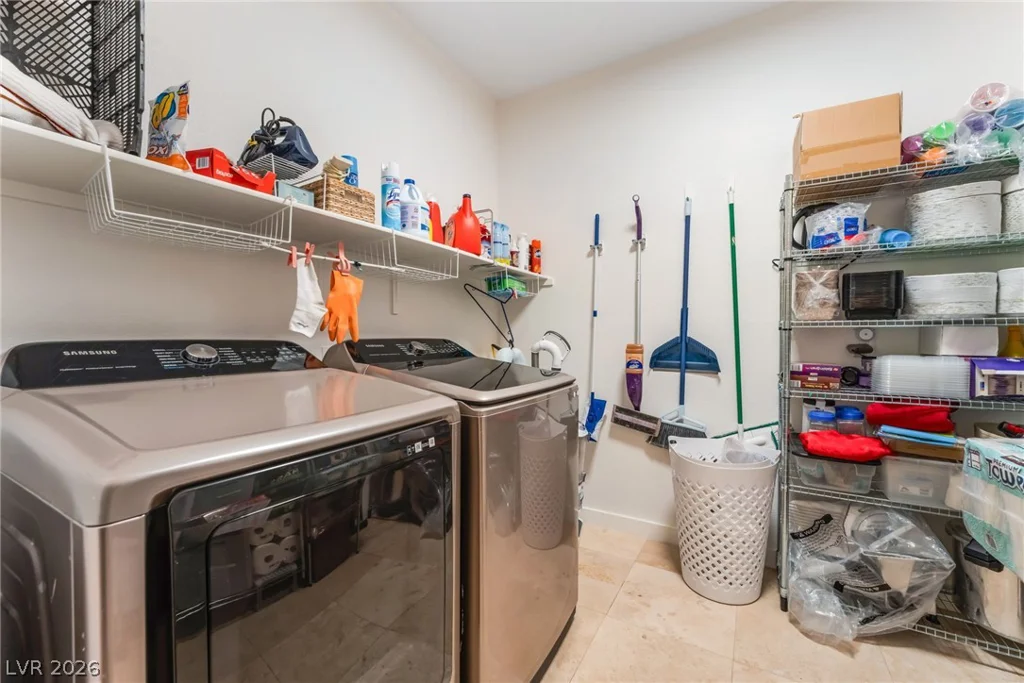 9404 Empire Rock, Las Vegas, NV 89143