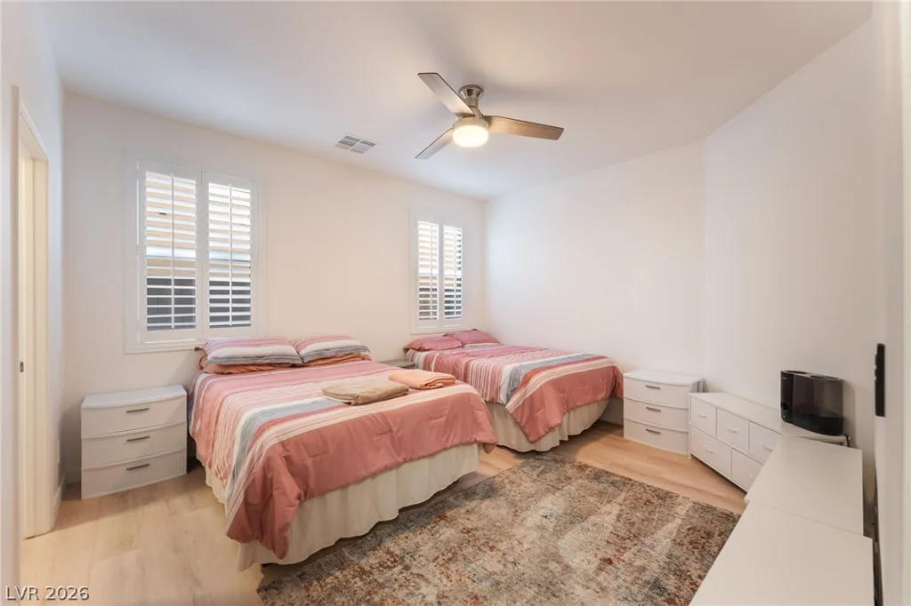 9404 Empire Rock, Las Vegas, NV 89143