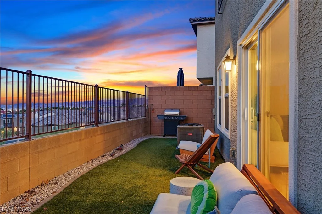 276 Quail Finch, Henderson, NV 89012