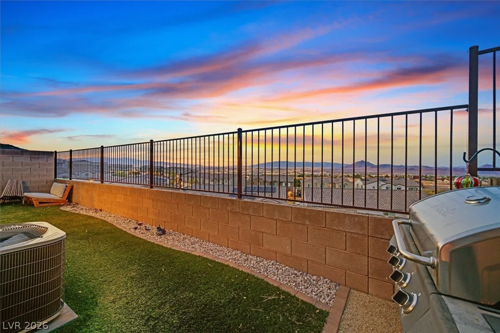 276 Quail Finch, Henderson, NV 89012
