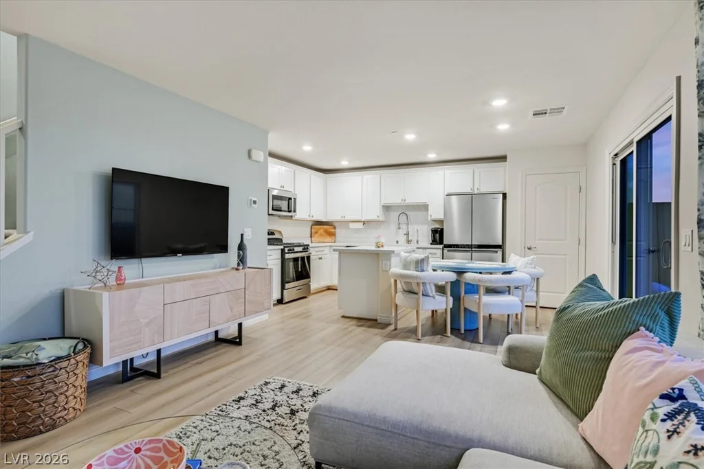 276 Quail Finch, Henderson, NV 89012