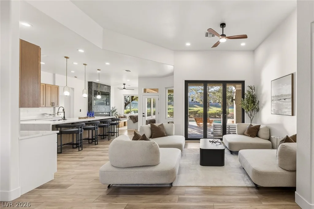 2929 Haddon, Las Vegas, NV 89134