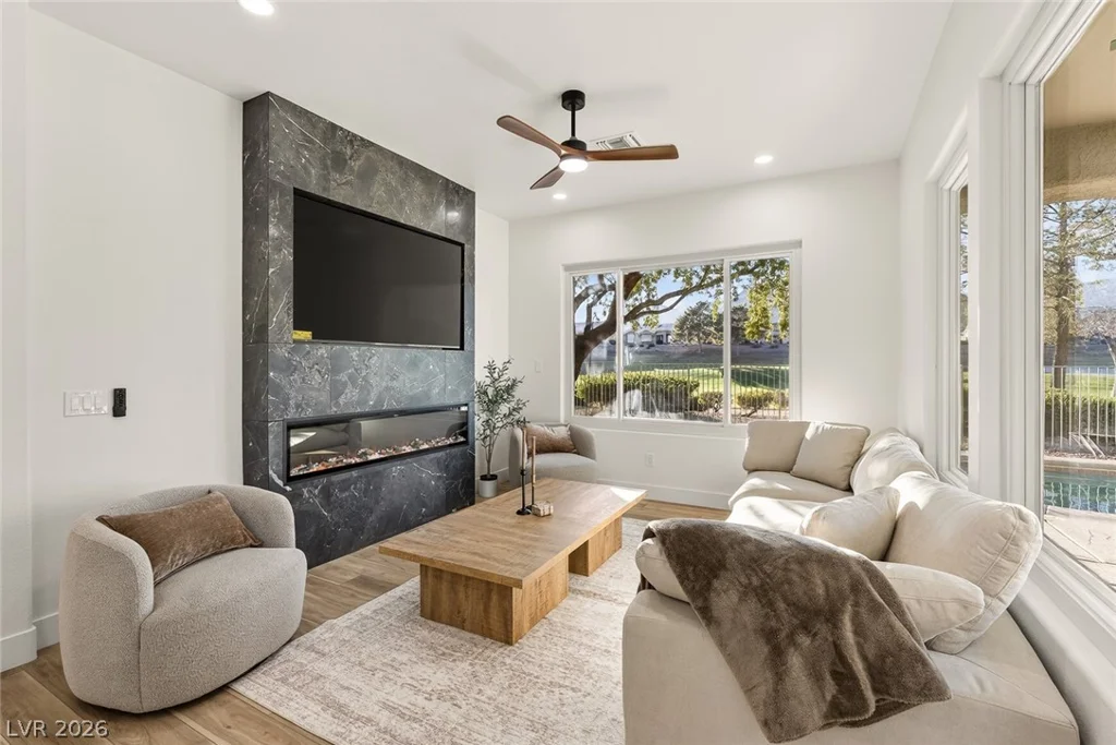 2929 Haddon, Las Vegas, NV 89134