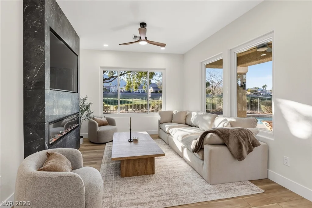 2929 Haddon, Las Vegas, NV 89134
