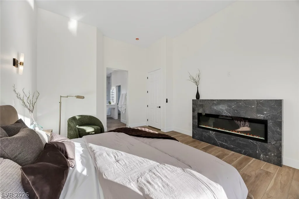 2929 Haddon, Las Vegas, NV 89134