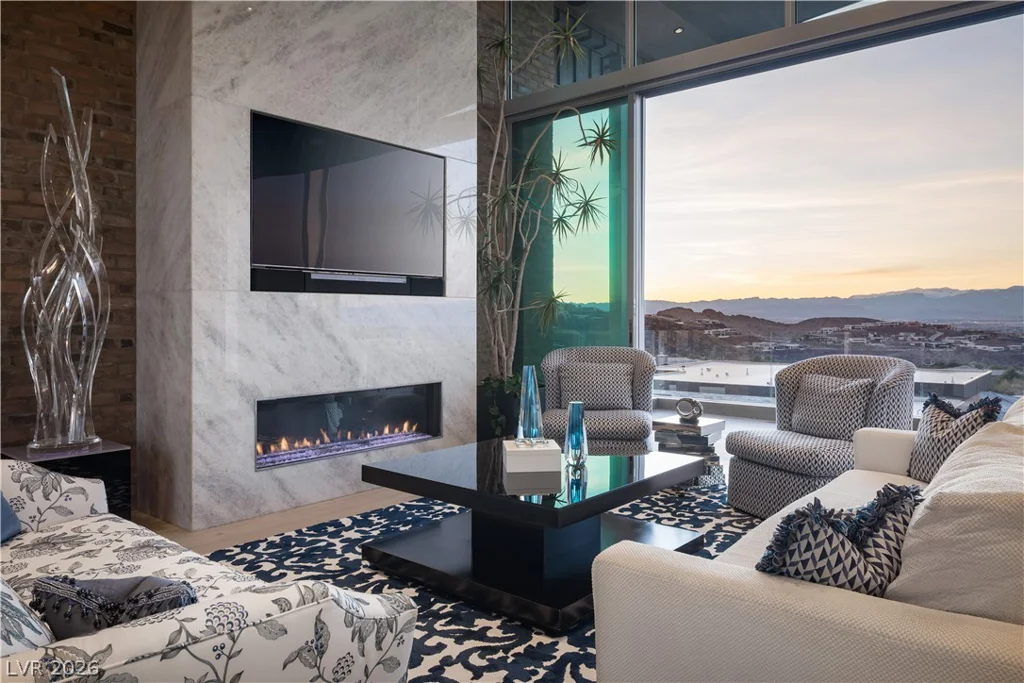 677 Tranquil Rim, Henderson, NV 89012
