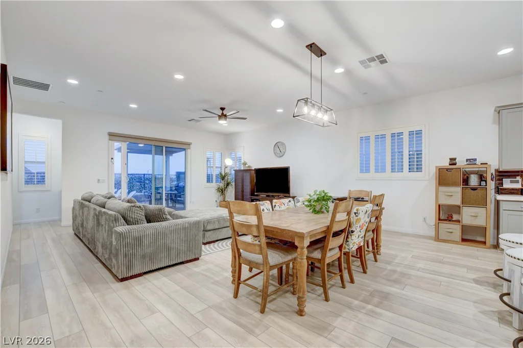 10250 Millholm, Las Vegas, NV 89166