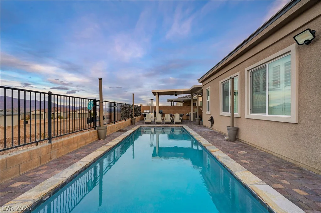 10250 Millholm, Las Vegas, NV 89166