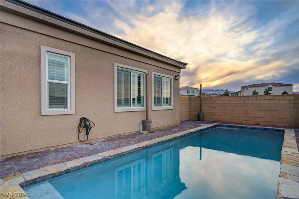 10250 Millholm, Las Vegas, NV 89166