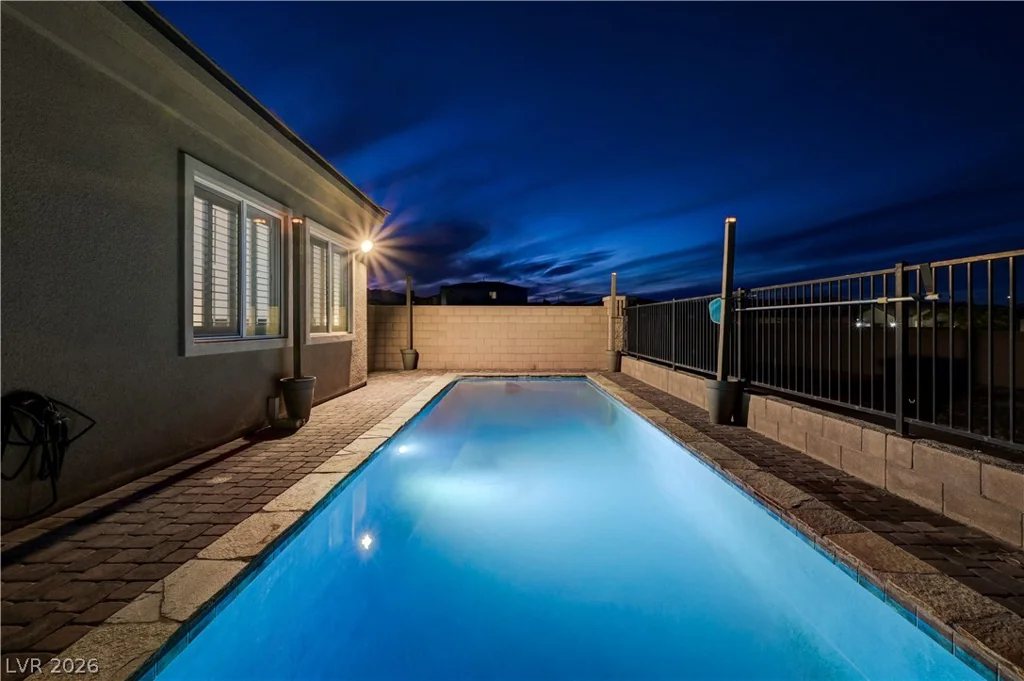 10250 Millholm, Las Vegas, NV 89166