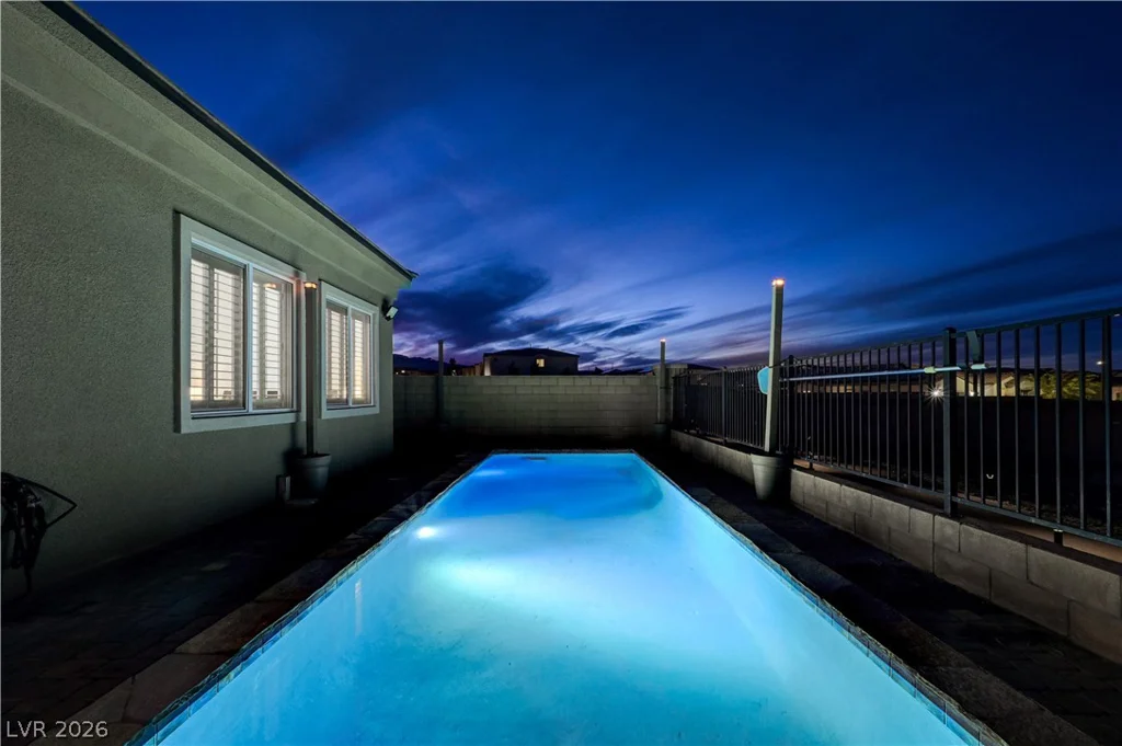10250 Millholm, Las Vegas, NV 89166