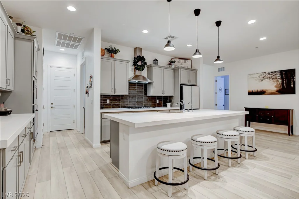 10250 Millholm, Las Vegas, NV 89166