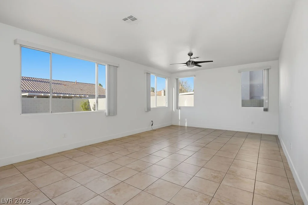 1334 Stable Glen, North Las Vegas, NV 89031