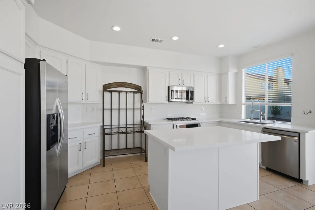 1334 Stable Glen, North Las Vegas, NV 89031