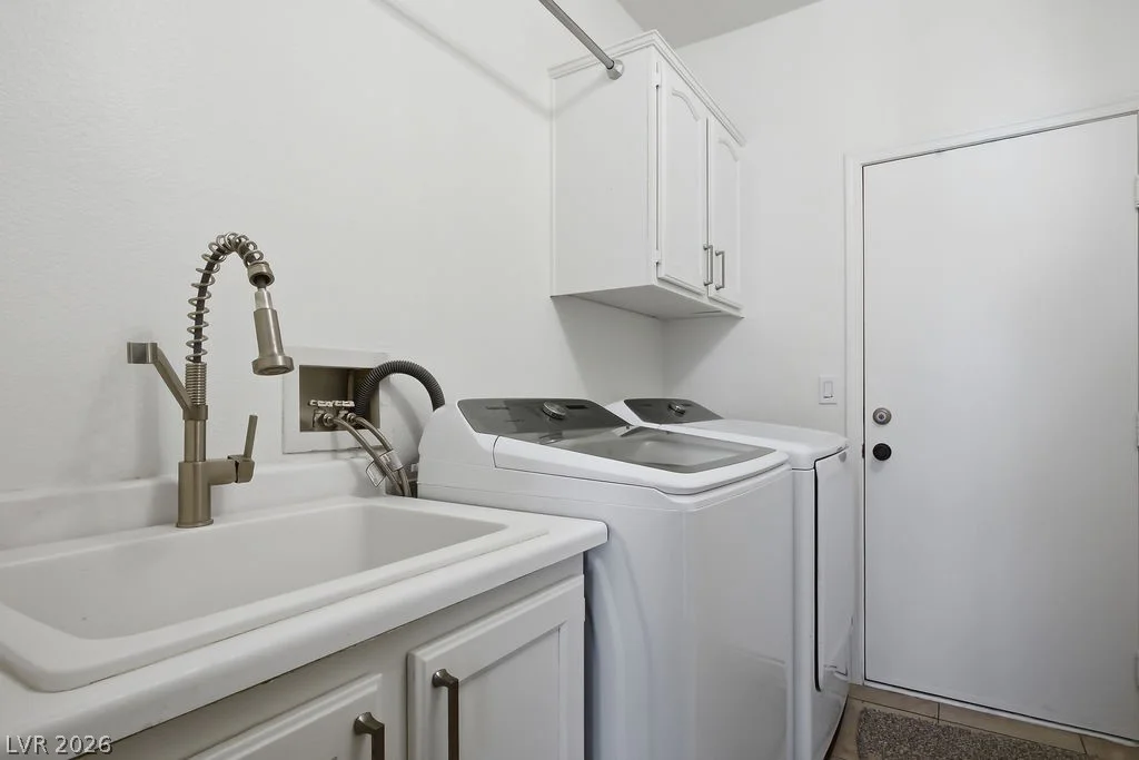 1334 Stable Glen, North Las Vegas, NV 89031