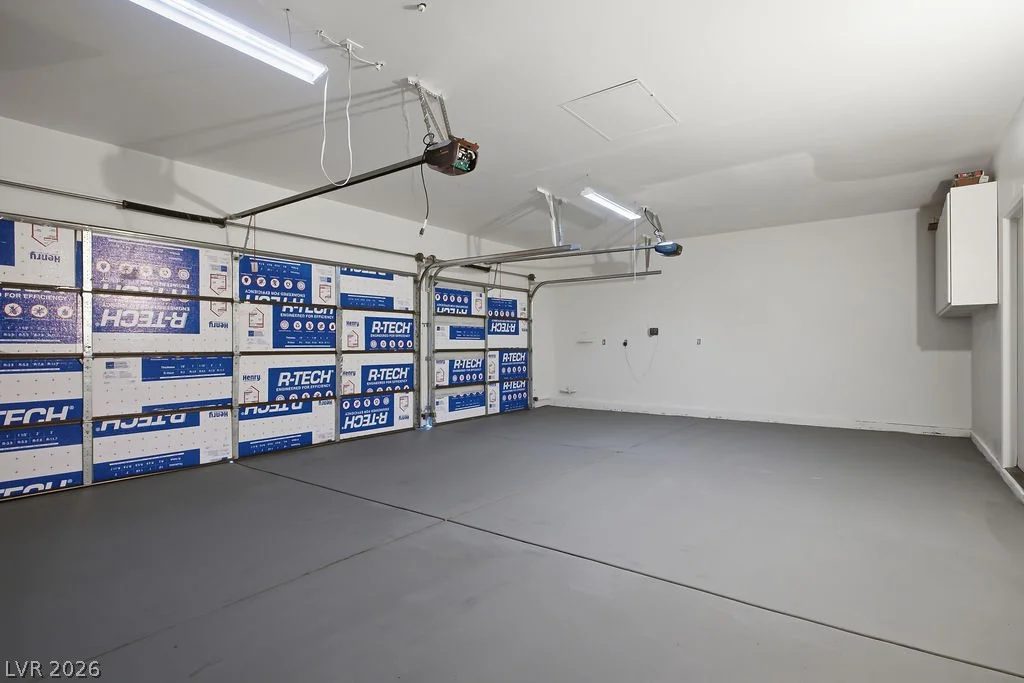 1334 Stable Glen, North Las Vegas, NV 89031