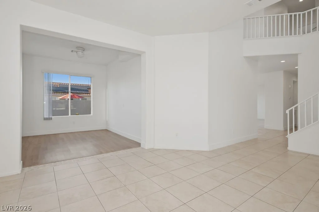 1334 Stable Glen, North Las Vegas, NV 89031