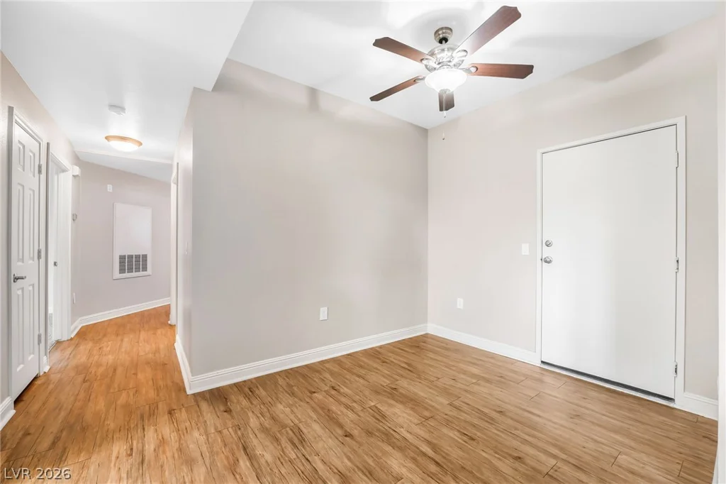 5250 Rainbow, Las Vegas, NV 89118