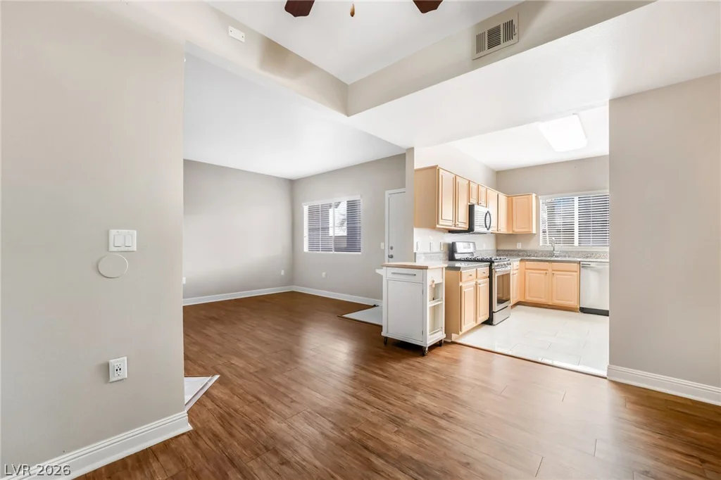 5250 Rainbow, Las Vegas, NV 89118